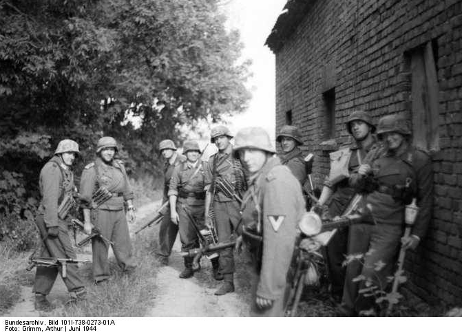 902 Panzergrenadier-Lehr Regiment